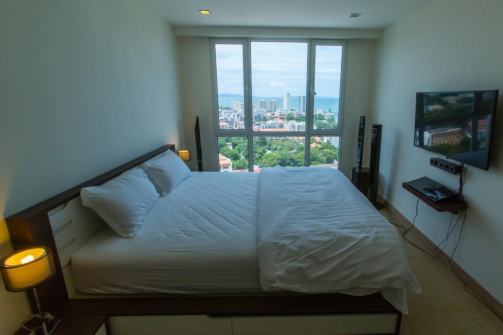 The Cliff Residence Condo Pattaya Rum bild