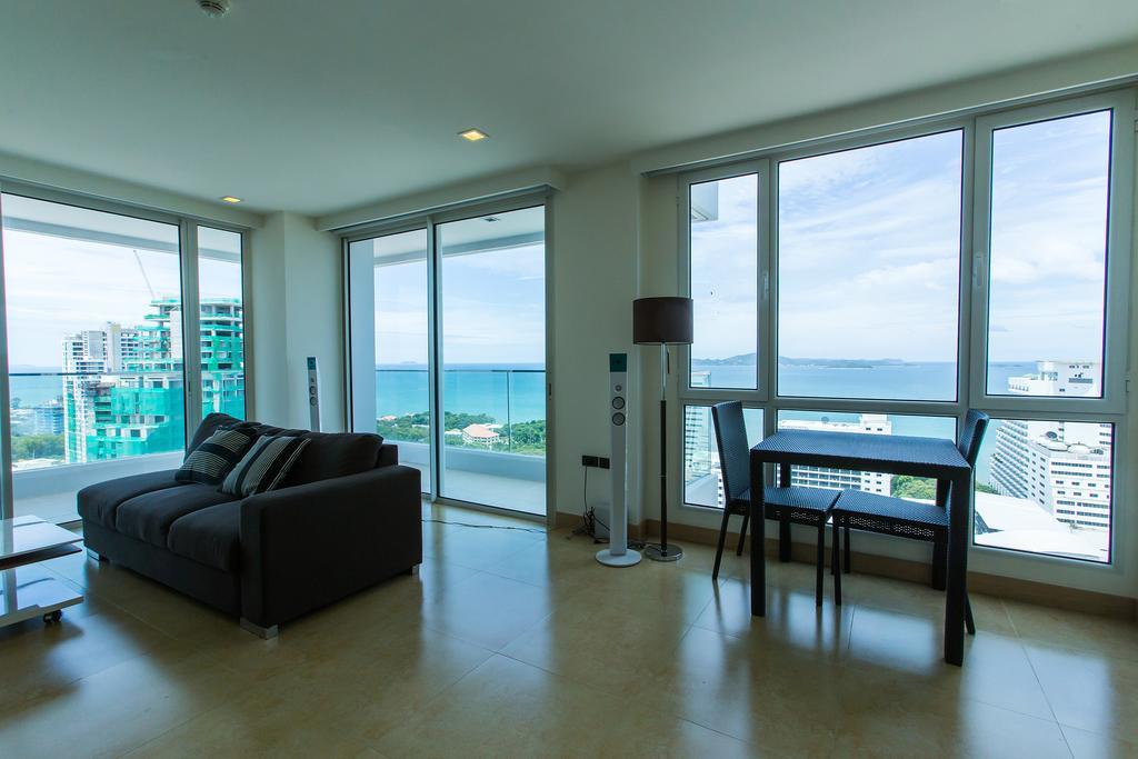 The Cliff Residence Condo Pattaya Rum bild