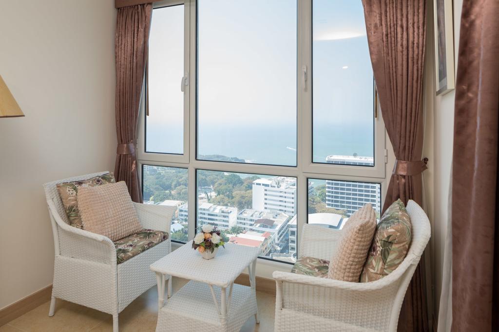 The Cliff Residence Condo Pattaya Rum bild