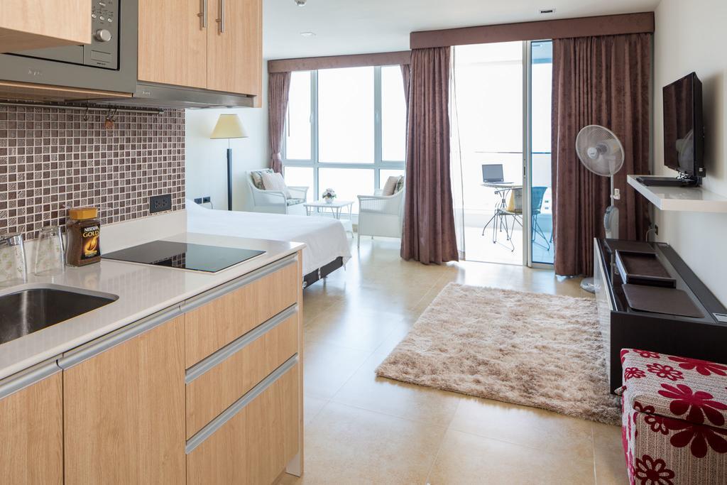 The Cliff Residence Condo Pattaya Rum bild