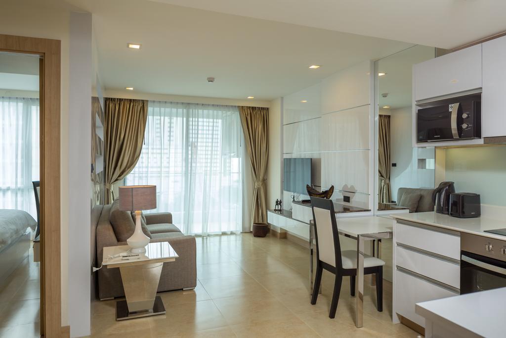 The Cliff Residence Condo Pattaya Rum bild