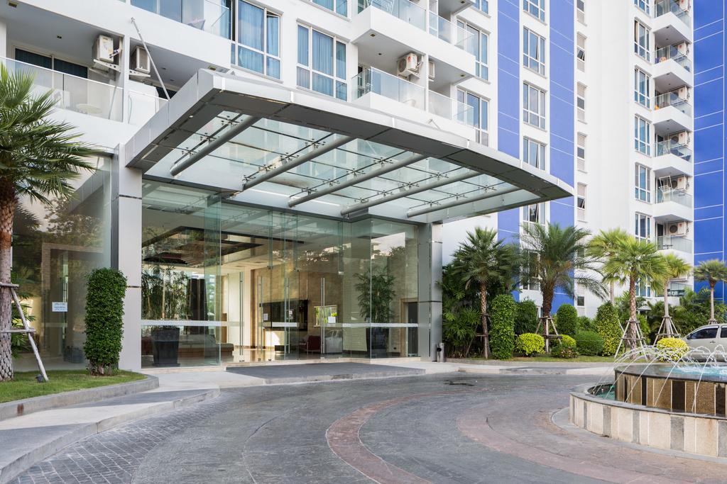 The Cliff Residence Condo Pattaya Exteriör bild